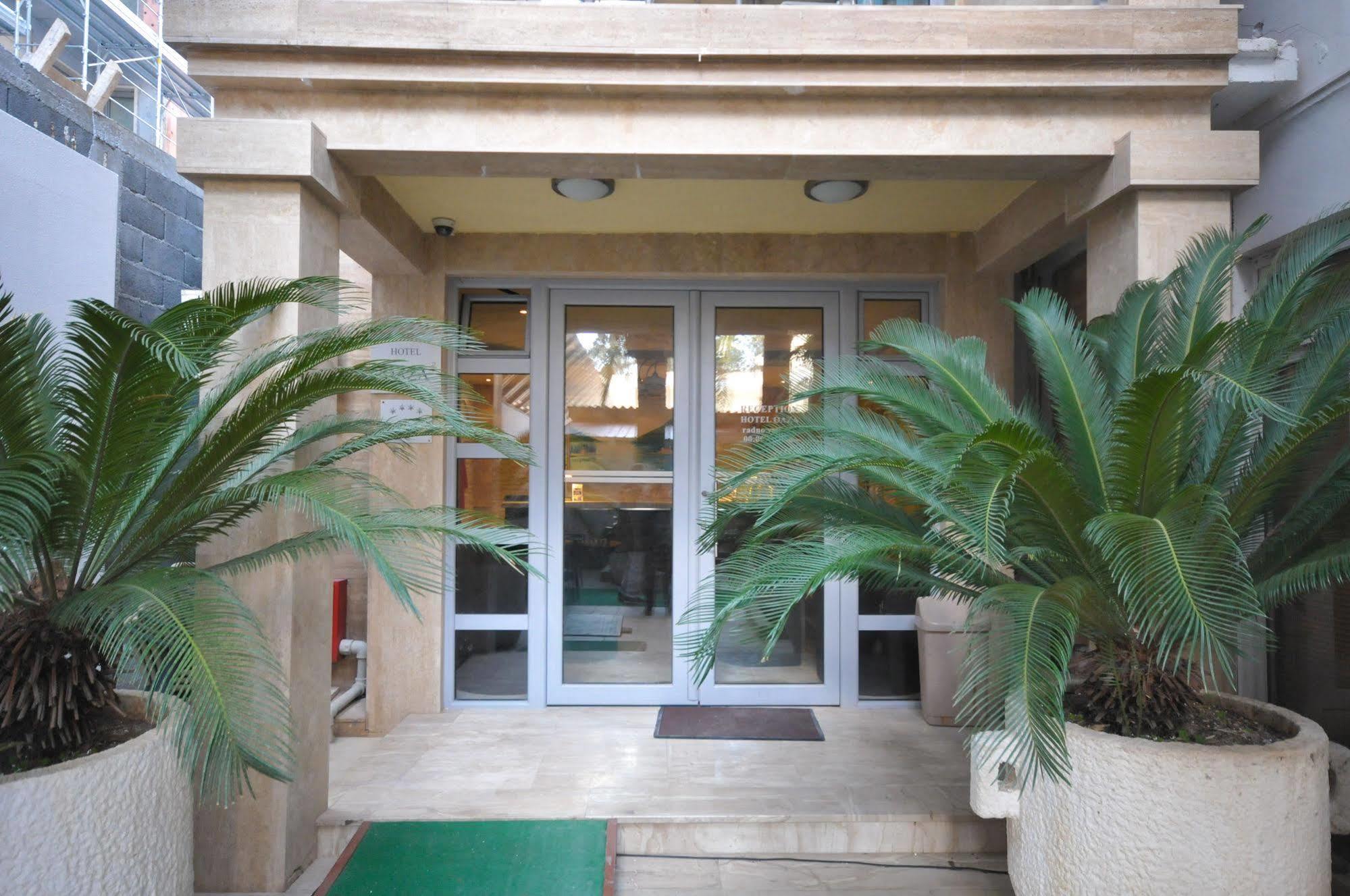 Hotel Oaza Budva Dış mekan fotoğraf